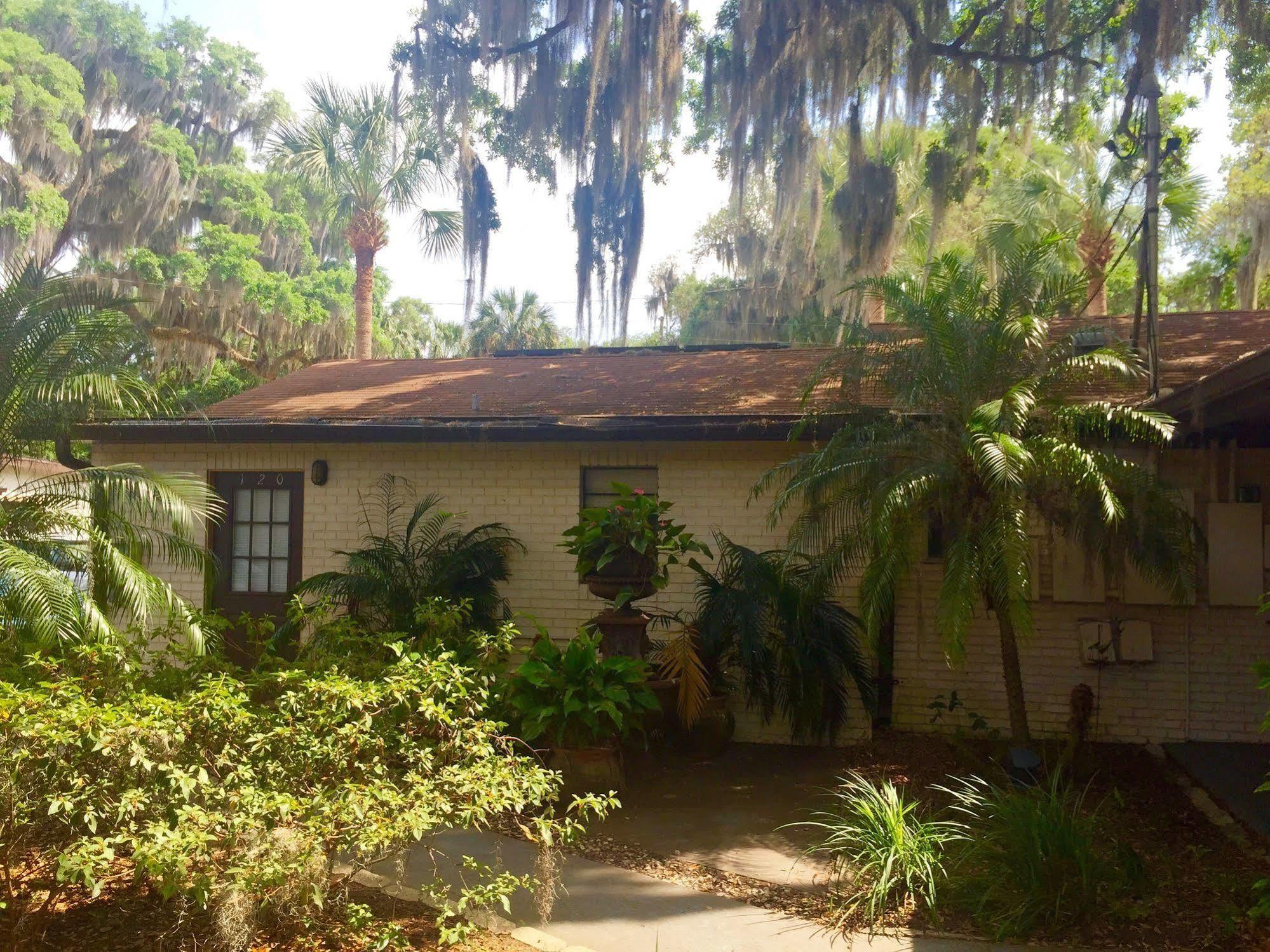 Crystal Manatee Motel Crystal River Exterior photo